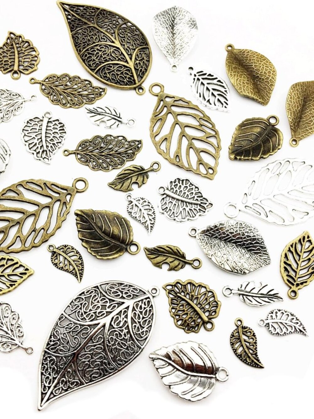 100g Craft Supplies Mixed Tree Leaves Pendants Beads Charms Pendants for Craftin
